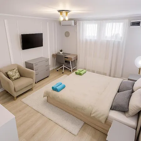 Scandinavian In Center Apartament