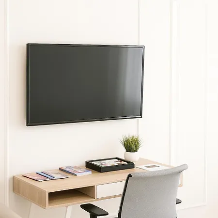 Scandinavian In Center Appartamento