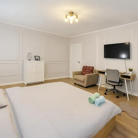 Scandinavian In Center Apartament *