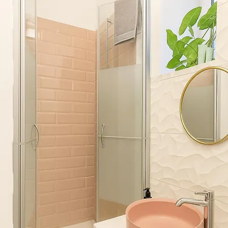 Scandinavian In Center Apartment Bukarest